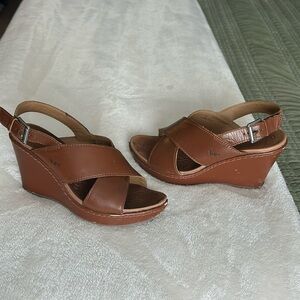 BOC Peep Toe Sling Backs!